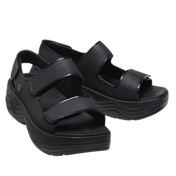 CROCS Skyline Platform Sandal - Black NWOT - Picture 3 of 6
